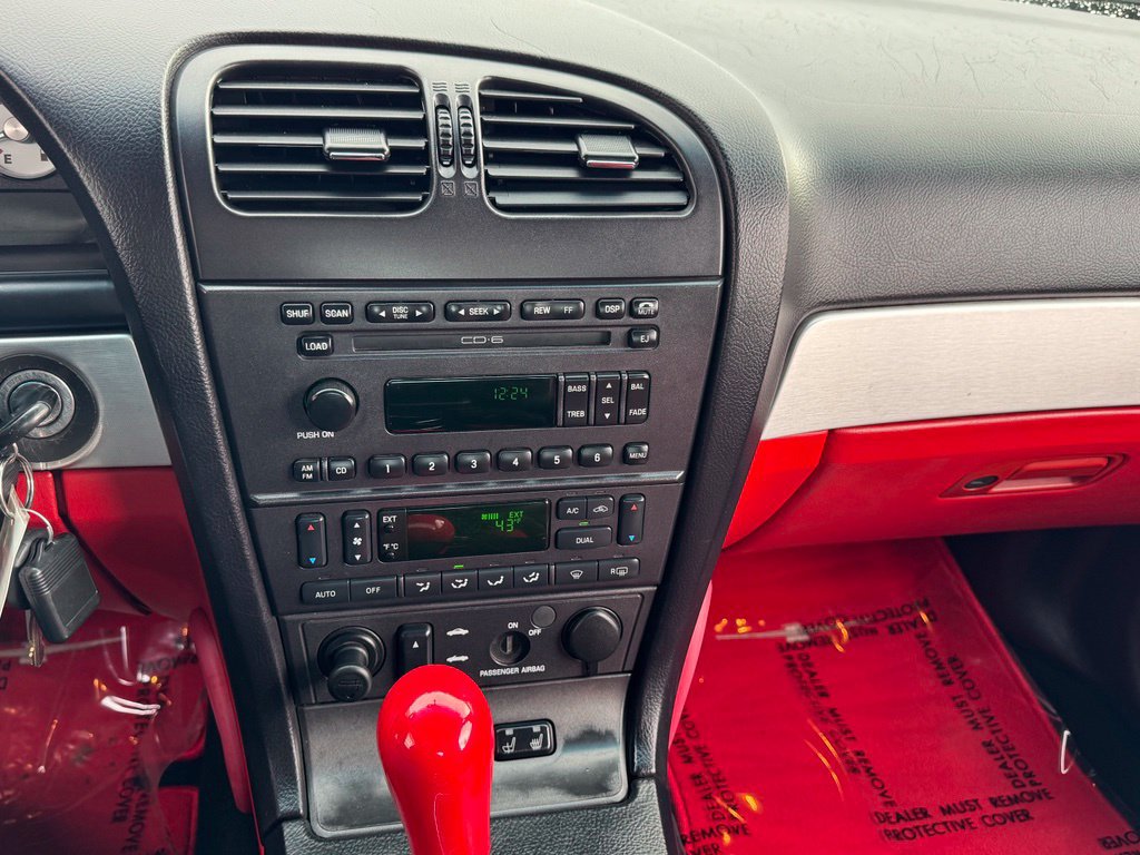 Used 2003 Ford Thunderbird RWD image 16