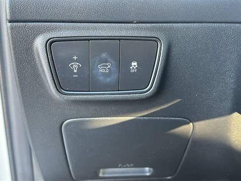 Certified 2024 Hyundai Tucson Limited FWD image 21
