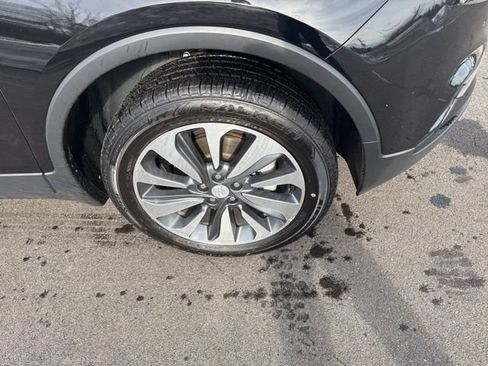 Used 2022 Buick Encore Preferred w/ Safety Package II image 9