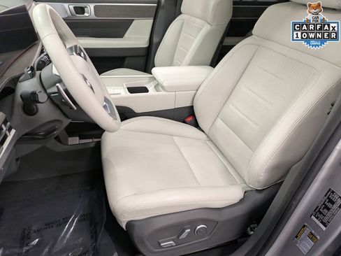 Used 2024 Hyundai Santa Fe Limited AWD/4WD image 10