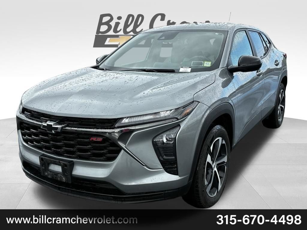 Used 2024 Chevrolet Trax RS FWD image 32