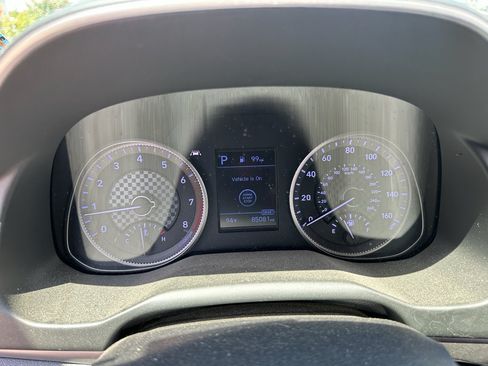 Used 2020 Hyundai Elantra Limited w/ Winter Weather Package FWD image 25