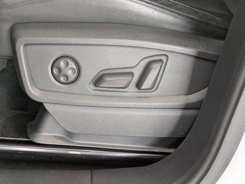 Used 2025 Audi Q5 2.0T Premium AWD/4WD image 20