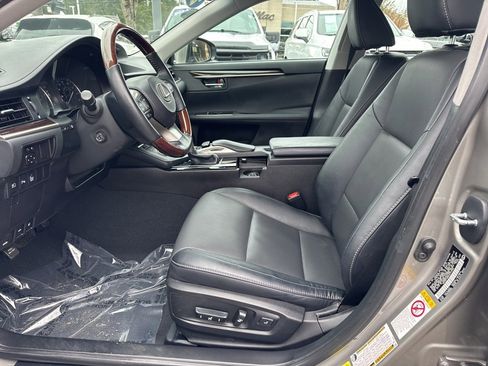 Used 2018 Lexus ES 350 w/ Navigation System Package image 15