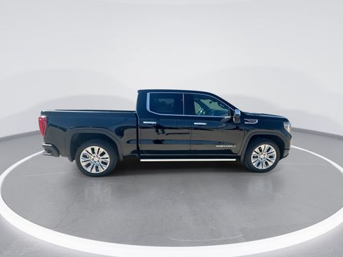 Used 2020 GMC Sierra 1500 Denali w/ Denali Ultimate Package AWD/4WD image 9