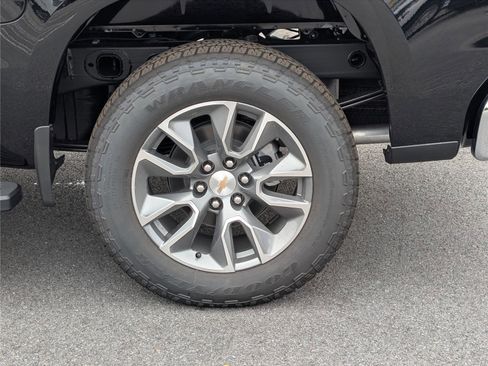 New 2026 Chevrolet Silverado 1500 LT w/ Z71 Off-Road Package image 7