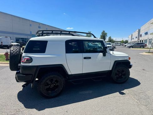 Used 2008 Toyota FJ Cruiser 4WD image 23