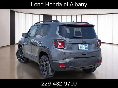 Used 2023 Jeep Renegade Altitude AWD/4WD image 6