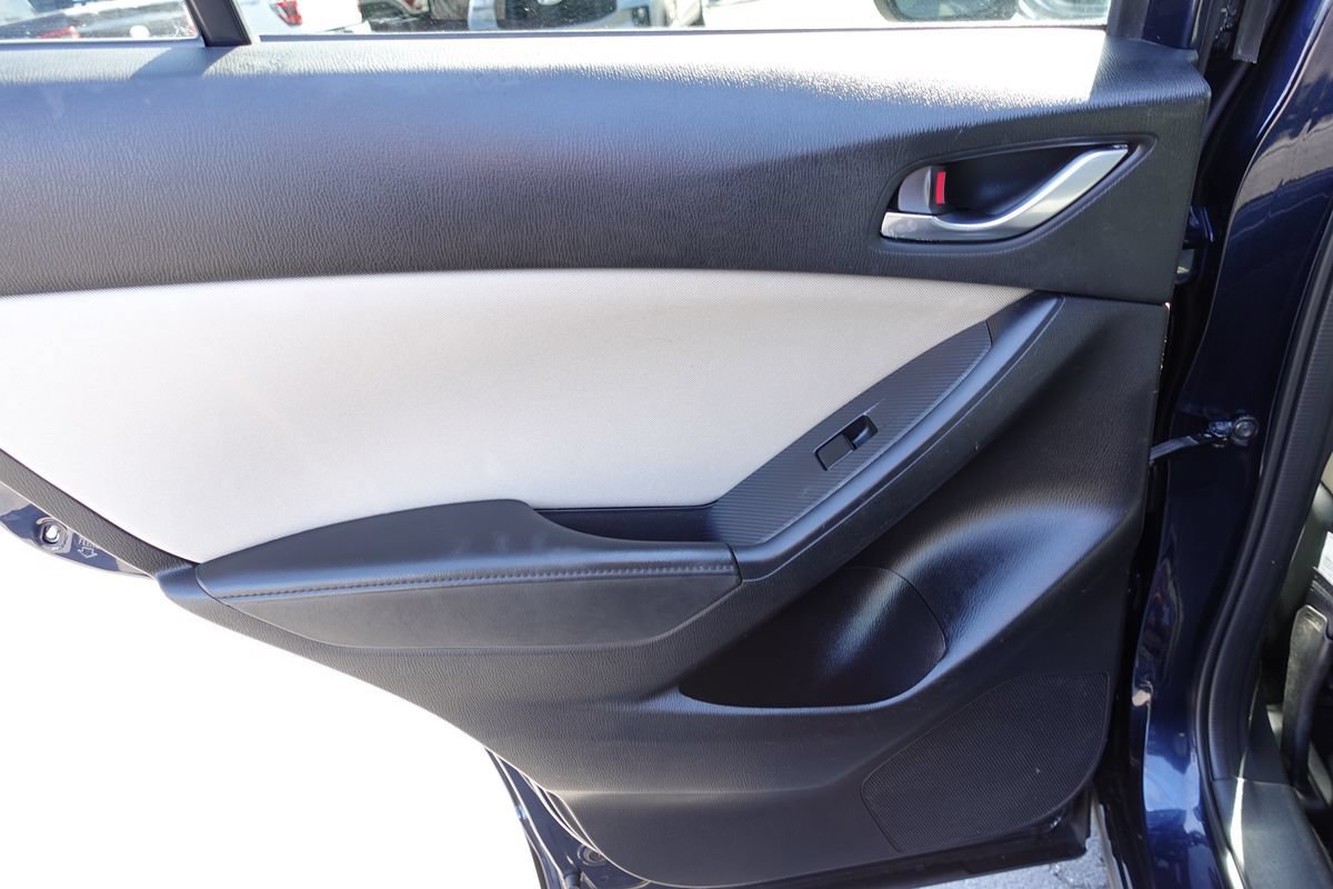 Used 2016 MAZDA CX-5 Touring w/ Bose/Moonroof Package AWD/4WD image 19