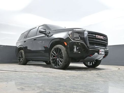 Used 2024 GMC Yukon AT4 w/ Technology Package AWD/4WD image 49