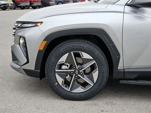 New 2026 Hyundai Tucson SEL image 10