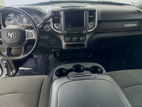 Used 2024 RAM 3500 Big Horn AWD/4WD image 18