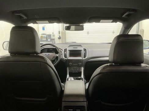Used 2020 Ford Edge ST-Line w/ Cold Weather Package image 27