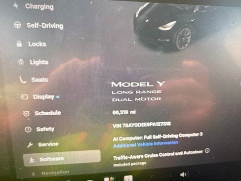 Used 2023 Tesla Model Y Long Range AWD/4WD image 5