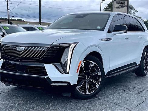 Used 2026 Cadillac Escalade IQ Sport 2 AWD/4WD image 3