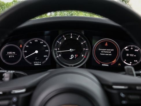 Used 2023 Porsche 911 Carrera 4S w/ Sport Package image 9