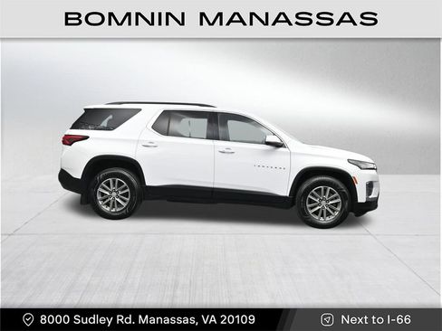 Used 2023 Chevrolet Traverse LT AWD/4WD image 6