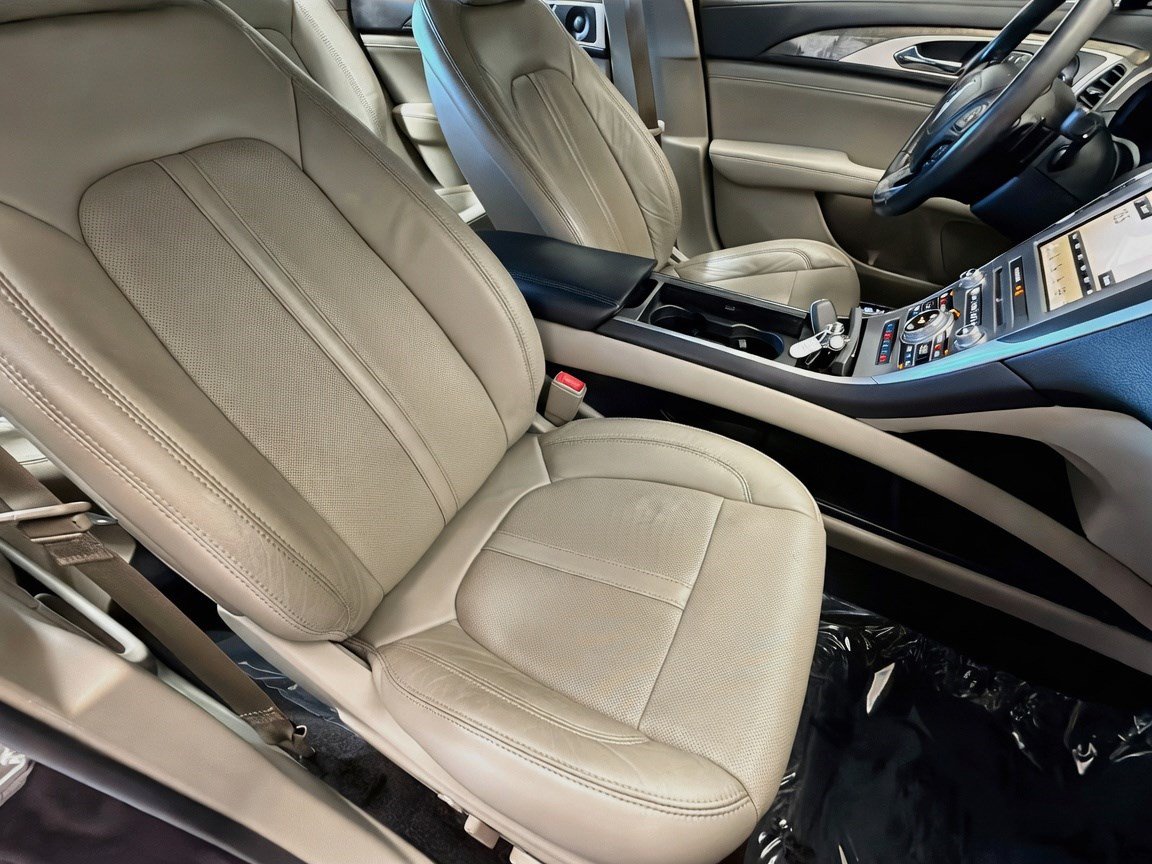 Used 2018 Lincoln MKZ Reserve FWD image 15