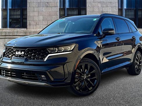 Used 2023 Kia Sorento SX image 2