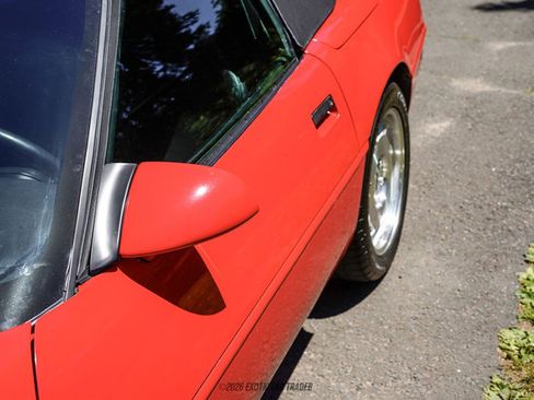 Used 1994 Chevrolet Corvette Convertible RWD image 63