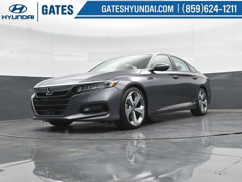 Used 2018 Honda Accord Touring image 43