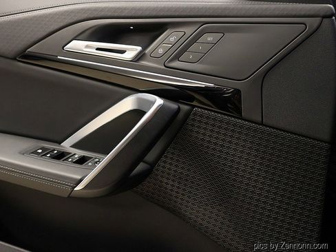 Certified 2025 BMW X2 xDrive28i image 25