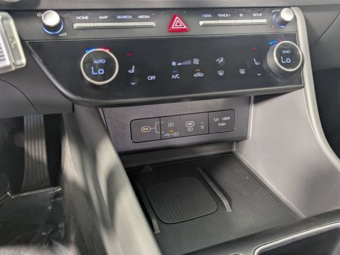 Certified 2024 Hyundai Sonata SEL w/ Convenience Package FWD image 21