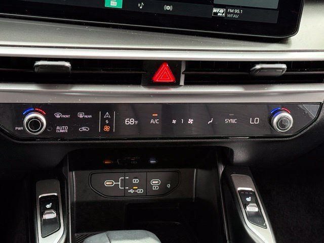Used 2026 Kia Sorento S AWD/4WD image 18