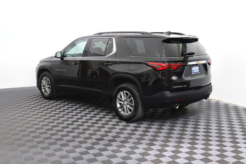 Used 2023 Chevrolet Traverse LT AWD/4WD image 5