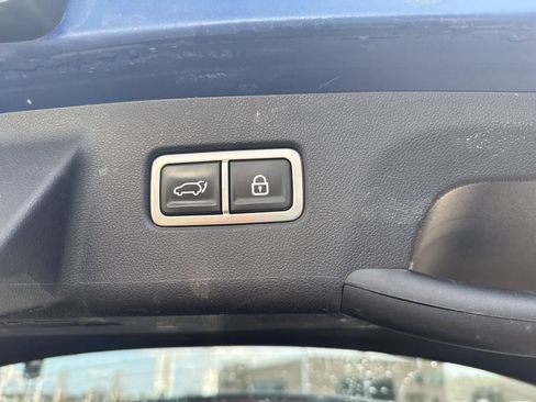 Used 2022 Kia Sorento SX image 24