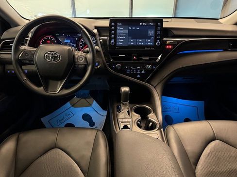 Used 2023 Toyota Camry XSE image 9