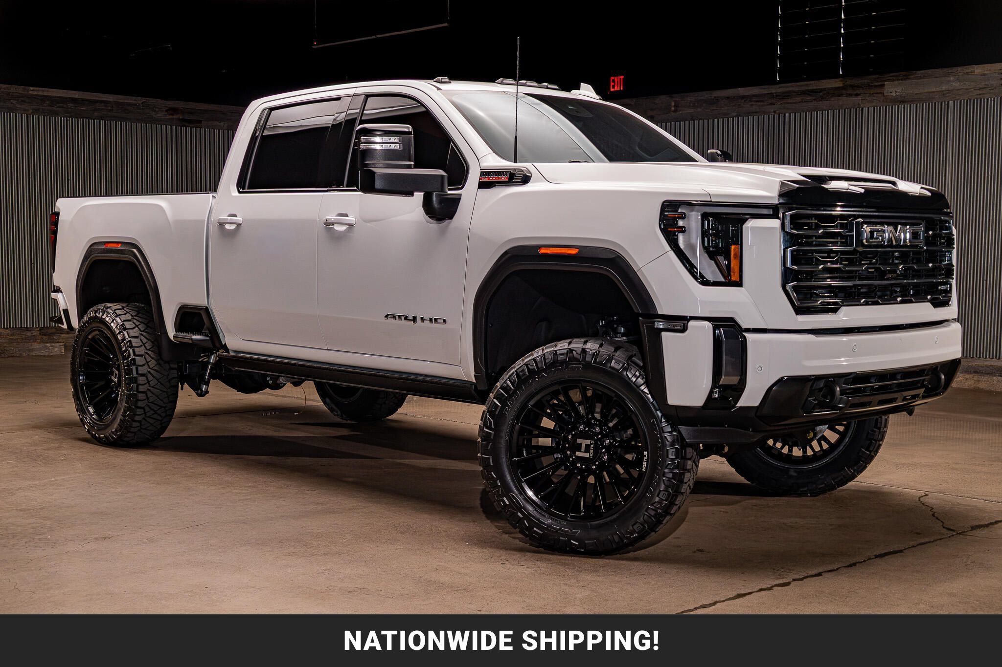 Used 2024 GMC Sierra 2500 AT4 w/ AT4 Premium Plus Package AWD/4WD image 1