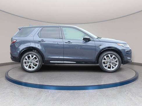 New 2026 Land Rover Discovery Sport Landmark AWD/4WD image 4