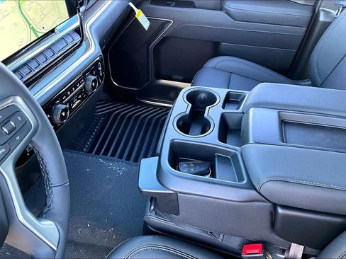 New 2026 Chevrolet Silverado 2500 LT w/ Z71 Chrome Sport Edition AWD/4WD image 8