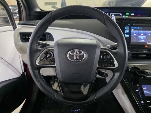 Used 2017 Toyota Mirai image 29