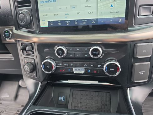 Used 2023 Ford F150 Raptor w/ Raptor Carbon Fiber Package image 17