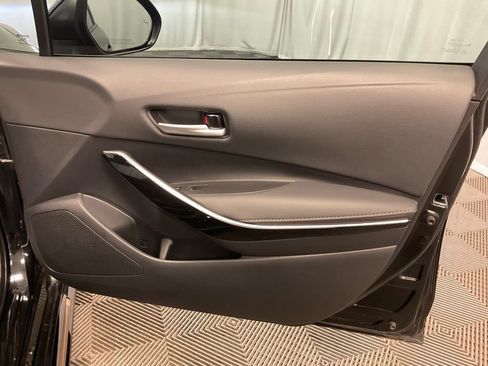 Used 2022 Toyota Corolla XSE FWD image 27