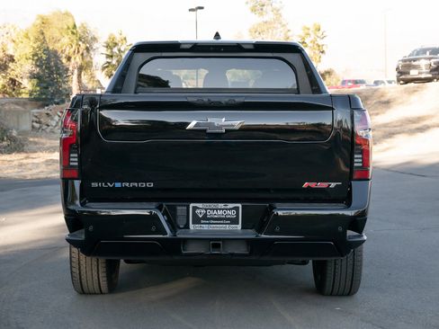 Used 2024 Chevrolet Silverado EV RST image 4