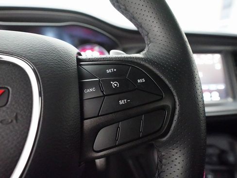 Used 2023 Dodge Challenger R/T w/ Plus Package image 18