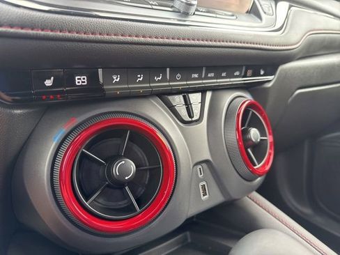 Used 2025 Chevrolet Blazer RS FWD image 5