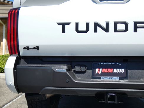 Used 2025 Toyota Tundra Limited image 12