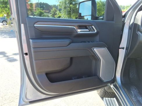 Used 2024 Chevrolet Silverado 3500 High Country w/ High Country Premium Package AWD/4WD image 24