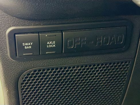 Used 2017 Jeep Wrangler Unlimited Rubicon w/ Cold Weather Group image 11