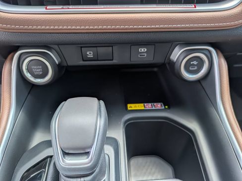 New 2026 Toyota Grand Highlander AWD image 17