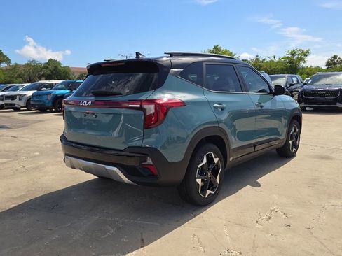 New 2026 Kia Seltos S FWD image 8