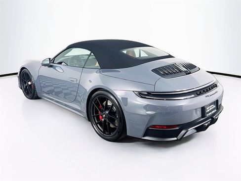 Certified 2026 Porsche 911 Carrera GTS image 3