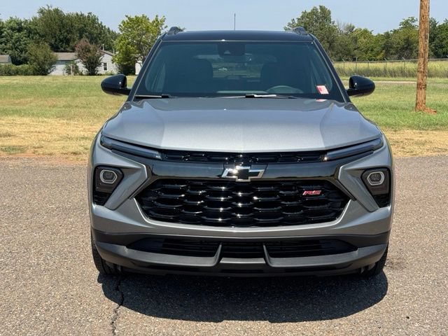 Used 2025 Chevrolet TrailBlazer RS w/ Convenience Package FWD image 2