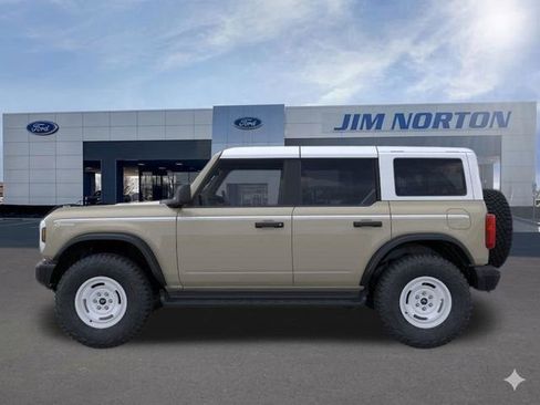 New 2026 Ford Bronco Heritage Edition image 4