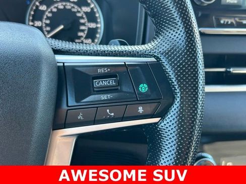 Used 2024 Mitsubishi Outlander SE Black Edition FWD image 22