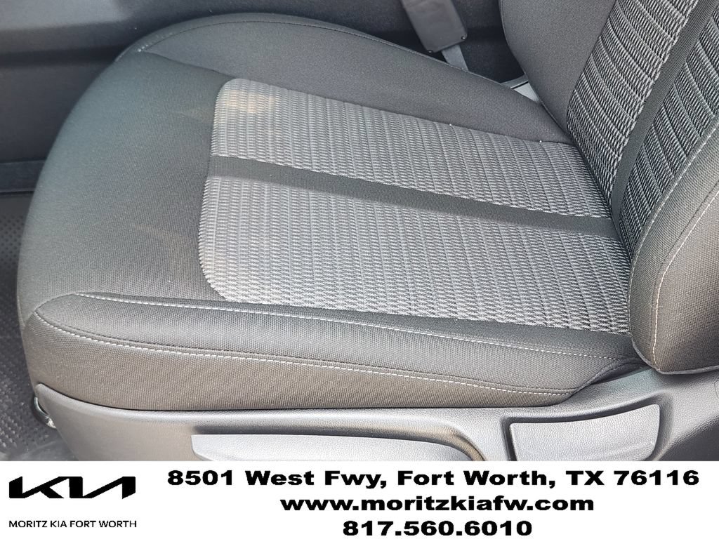 New 2026 Kia Sorento LX FWD image 17